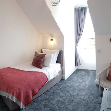 Lochtybank Guest House คาร์นูสตี ภายนอก รูปภาพ